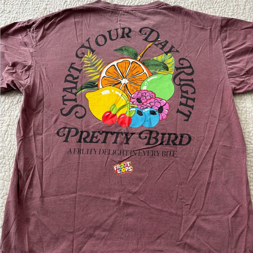 Fruit Loops ‘Start Your Day Right Pretty Bird’ Graphic T Shirt in Large